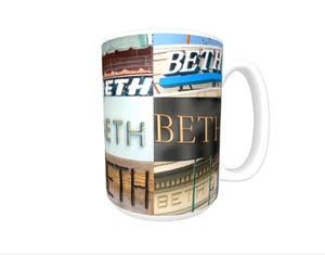 Taza/taza de café BETH con el nombre en fotos reales de letreros - Imagen 1 de 3