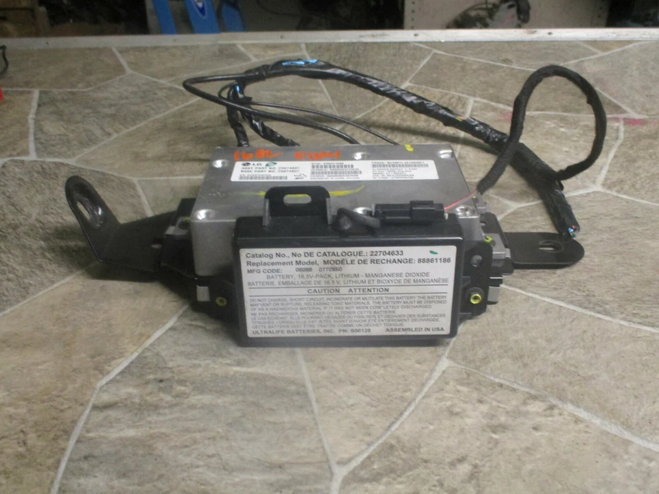 09-2010 CHEVY IMPALA BUICK LUCERNA CADILLAC DTS SATURN VUE ECM BCM PCU ONSTAR  Foto 1 de 4