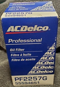 ACDelco GM Original Equipment PF2257G Engine Oil Filter and Cap Seal (O-Ring) - Picture 1 of 5
