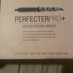 Calista PerfecterPro+ Heated Round Brush .75” - Picture 1 of 3