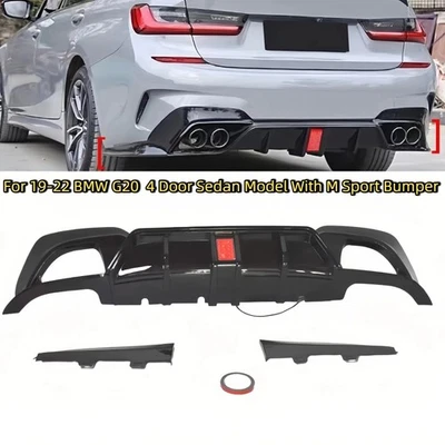 Difusor traseiro preto brilhante estilo CMS para 2019-2022 BMW G20 3 Series com luz LED - Imagem 1 de 4