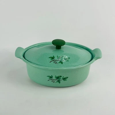 Vintage Prizer-Ware 0T2 Green Cast Iron Enameled Casserole Dish With Lid - Image 1 of 4