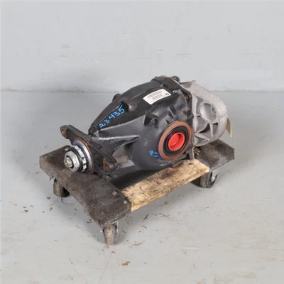 2011-2017 BMW X3 X4 F25 F26 Rear Axle Differential Carrier 33107636994 OEM Used - Image 1 of 4