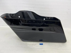 2014-2022 OEM Harley-Davidson Street Glide Touring Saddlebag Bottom Left Hand - Picture 1 of 7