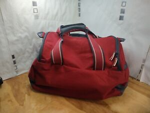 DELSEY CONTRAST RETRO 2006 LIMITED EDITION RED DUFFLE BAG TRAVEL GYM