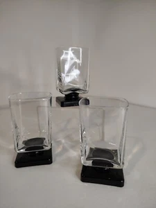 3 Vintage DISARONNO Branded Black Square Foot Amaretto Liqueur Glasses 70s - Picture 1 of 5