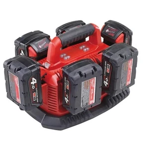 Milwaukee | Cargador de batería multi bahía M18 *Entrega gratuita* - Imagen 1 de 3