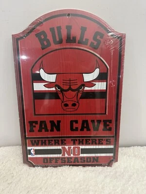Деревянная табличка WinCraft NBA Basketball Chicago Bulls настенное крепление вентилятор пещера - 11 дюймов x 17 дюймов - Изображение 1 из 4