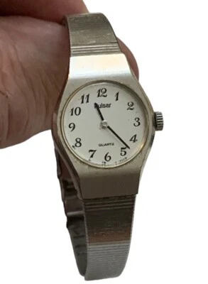 Pulsar By SEIKO Women's Watch V232-0020 Silver Tone  6.25-6.5" New Battery - Image 1 of 4