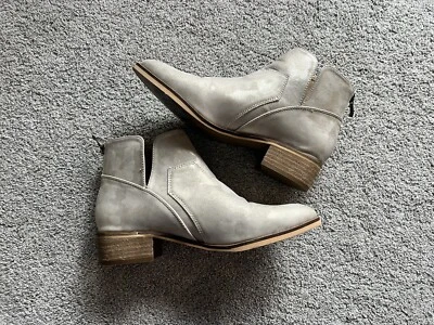 Botines Boutique By Corkys para mujer talla 9 curry dorado metálico Foto 1 de 4