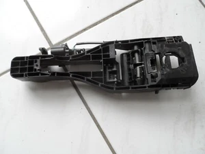 Porsche Macan 1 (2014-) : Halter für Türgriff hinten rechts - Bild 1 von 5