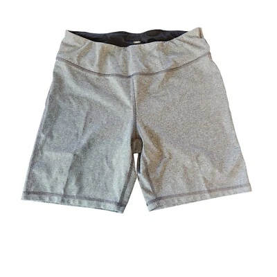 Pantalones Cortos Atléticos LEG3ND Legend Tirar Medio Para Mujer Medianos Elastizados Gris Usados en Excelente Condición  Foto 1 de 4