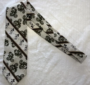Mickey Mouse vintage Tie by 100% Qiana Nylon official Walt Disney Green / White - Picture 1 of 5