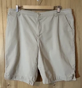 White Stag Women's Size 18 Tan Cotton Blend 2 Pocket Walking Shorts - Picture 1 of 4