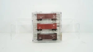 Micro Trains N Scale Cat 3-Pak C&O B&O WM 40' Standard Box Car 20276-2 NEW B53-2 - Picture 1 of 3