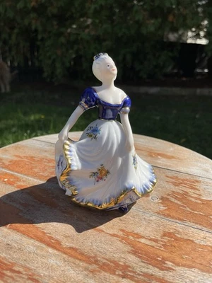 Лимож Франция фарфора викторианской леди фигурка - Изображение 1 из 4