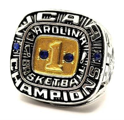 NCAA / 1982 North Tar Heels Carolina Championship Ring ( UNC ) / Jordan - Image 1 of 4
