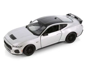 Ford Mustang GT 2024 plata modelo coche 1:24 Welly - Imagen 1 de 1