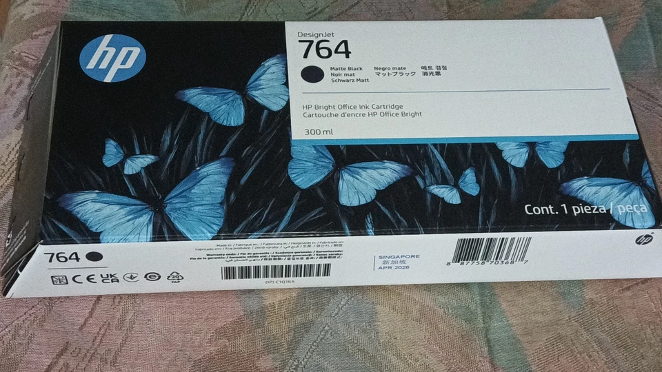 HP DesignJet Tintenpatrone 764 matt black  Haltbar bis 04/2026 - Bild 1 von 1