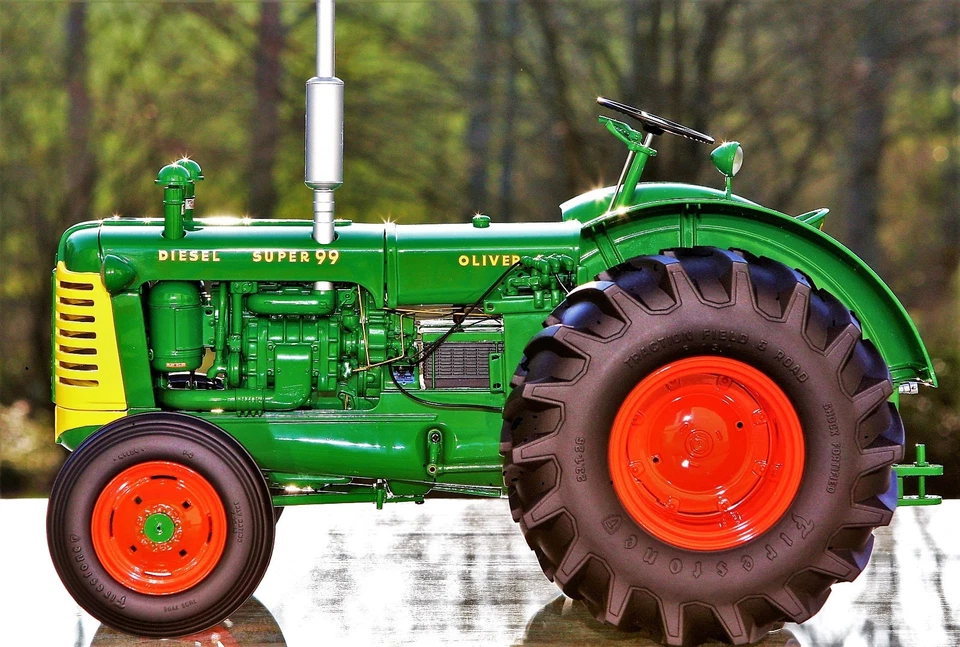 Oliver Farm Tractor 1930s 1940s Vintage Super Machinery 1 12 Model Diecast 99 - Image 1 of 4