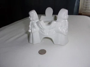 PORZELLAN ENGEL STUMPENKERZENRING, WEISS, 3 "MUSIKALISCHE" ENGEL, TAIWAN, KEINE BESCHÄDIGUNGEN - Bild 1 von 7