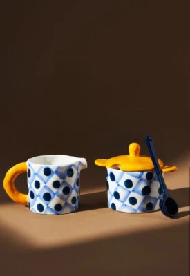 全新 Anthropologie 海军蓝 Tivoli 糖碗,勺子,奶油手绘石器 — 第 1/4 张图片