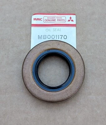 Sello de aceite de piñón diferencial Mopar/Mitsubishi NOS 1971-74 Dodge Colt Foto 1 de 2