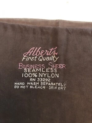 Medias planas transparentes de negocios sin costuras Alberts 3 pares en papel de seda Foto 1 de 4