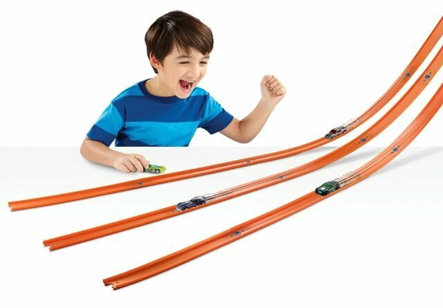 Hot Wheels Track Builder Car & Mega Track Pack