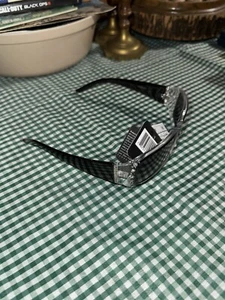 Gafas de sol para mujer con estrás brillantes tachonadas plateadas y negras - Imagen 1 de 5