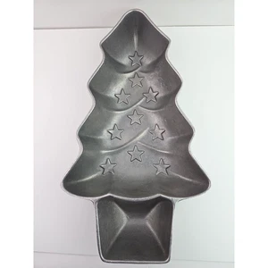 Vintage Wilton Armetale Metal Christmas Tree Serving Platter Divided 14.75 in - Picture 1 of 9