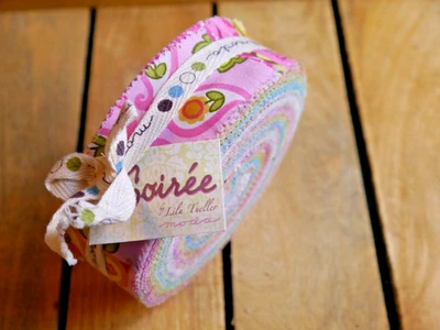 Honey Bun Precut "Soirée" von Lila Tueller (Moda) - Bild 1 von 2