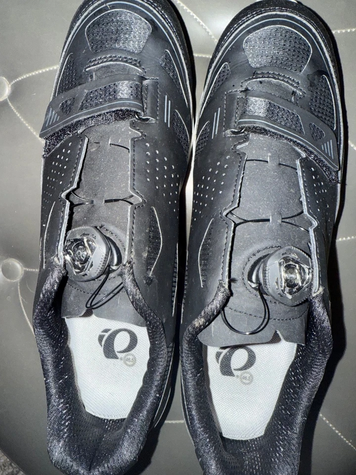 ZAPATOS MTB PEARL ISUMI PARA HOMBRE 46.5 SOLO USADOS 5 VECES Foto 1 de 4