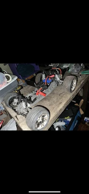 Traxxas Rustler 2wd  - Imagem 1 de 3