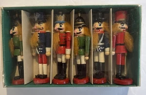 Juego de 6 Figuras Cascanueces Navidad 5" de Action Industries (1989) - Imagen 1 de 5