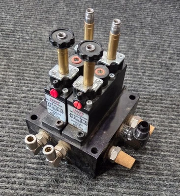 Electroválvulas ARO INGERSOLL RAND A749SD-120-A en colector 118605-2 Foto 1 de 4
