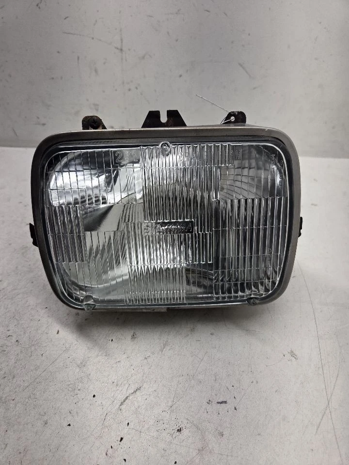Driver Left Headlight Composite Fits 03-24 EXPRESS 2500 VAN 1429514 - Image 1 of 4