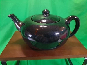 Tetera vintage de cerámica negra-marrón / 7" de diámetro - 4" de alto / sin marca - Imagen 1 de 13