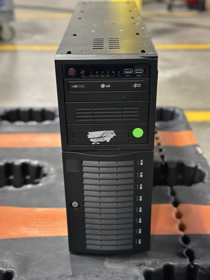 Supermicro X9DA7/E 8-Bay Workstation, Xeon E5-2620, 64GB, 1TB SSD-No Power Cord - Image 1 of 4