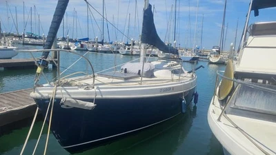 1970 Columbia 27' Sailboat w/ Registration & Title - Image 1 of 4