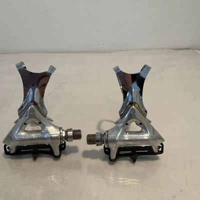 Vintage SHIMANO DURA ACE PD-7400 Road Bike Pedals w/Original Toe Clips Gorgeous - Image 1 of 4