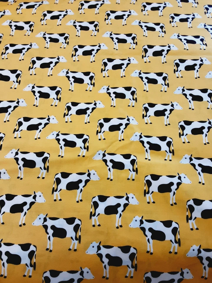 Robert Kaufman fabric Country Side Yellow Cows Cotton 4 Yds x 44 Yards - Image 1 of 4