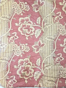Jay Yang Fabric Jacobean Red Tan Floral 5.4 Y VAT Screen Print Vintage US 54" - Picture 1 of 12