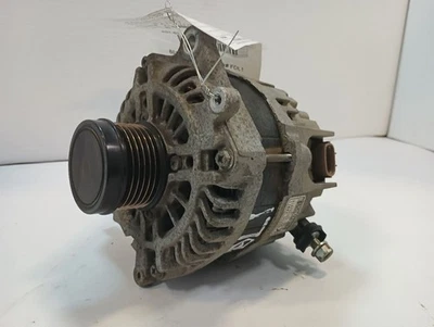 Alternador de 2015 Subaru XV Crosstrek 2,0 L 12382613 Foto 1 de 4