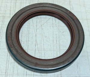 Genuine Spicer Transmission Oil Seal 97-463-32 NEW - Picture 1 of 4