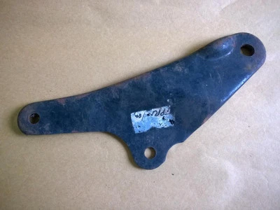 Soporte de silenciador de escape de permanencia NOS OEM Yamaha RS100 RS125 RX100 RXS 100 LS3 Foto 1 de 4