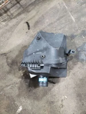 Conjunto de filtro de aire usado se adapta a: Cadillac Cts 2003 grado A Foto 1 de 3