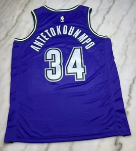 Camiseta deportiva para hombre Giannis Antetokounmpo Milwaukee Bucks Nike edición clásica L nueva sin etiquetas - Imagen 1 de 12