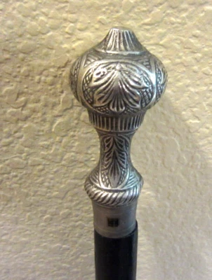 Bastón hecho en la India perilla plateada Foto 1 de 4