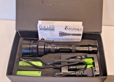 Linterna táctica Barska FLX 1200 lúmenes BA11630 baterías y caja cargador Foto 1 de 4